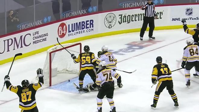 "Питтсбург" обыграл "Бостон" в домашнем матче НХЛ