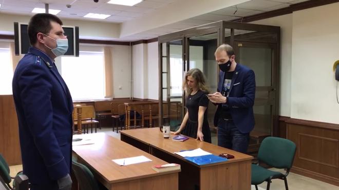 Мосгорсуд оставил под домашним арестом участницу Pussy Riot Марию Алехину 