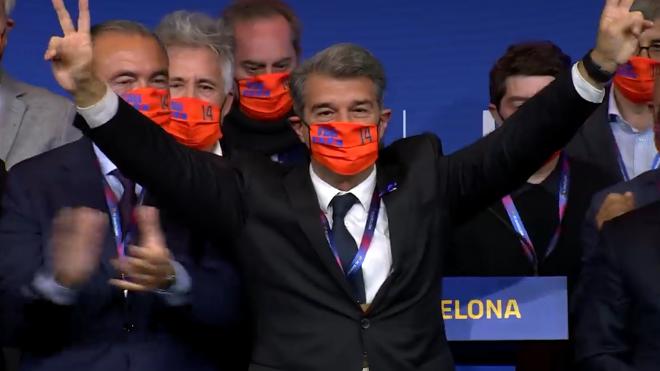 Лапорта победил на выборах президента «Барселоны»