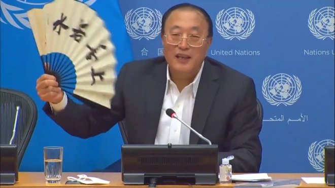 Китай предложил способ "остудить напряженность" между членами Совбеза ООН
