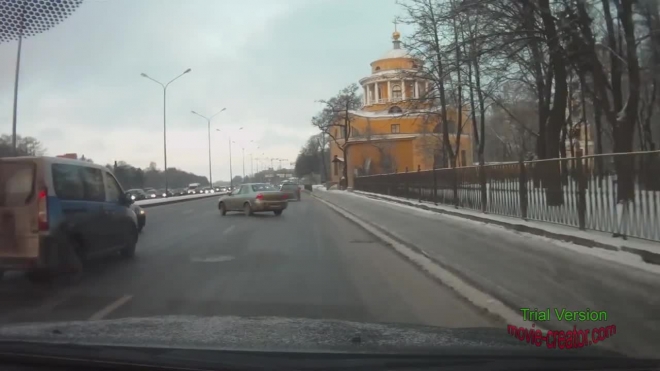 МЧС Петербурга предупреждает о гололеде во вторник