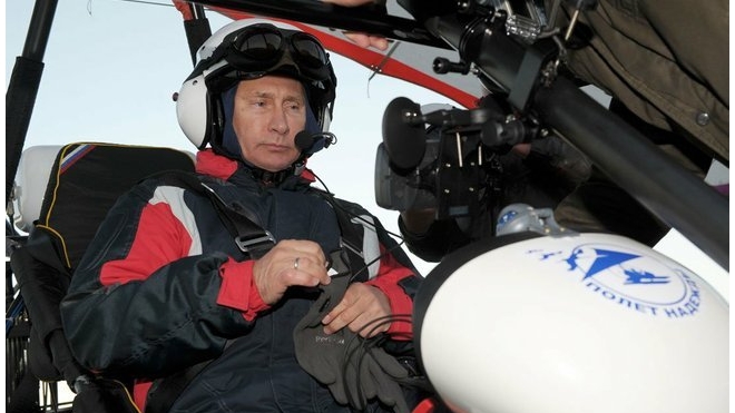 Госдеп США оценил полет Путина с журавлями