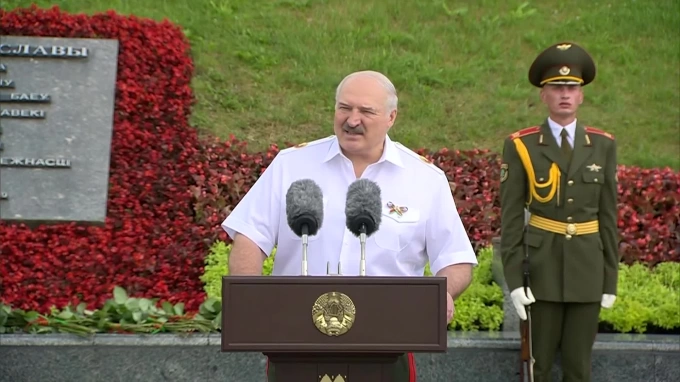Лукашенко: Минск будет поддерживать Россию