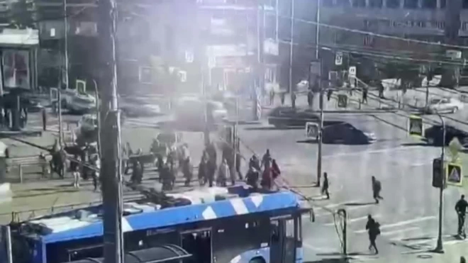 По факту ДТП с "умным" трамваем в Петербурге возбуждено уголовное дело