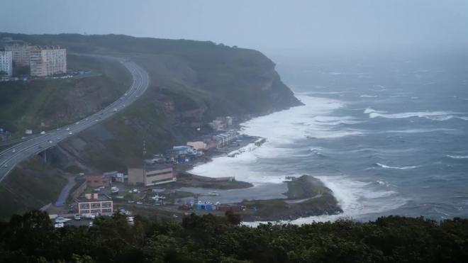 В Приморье 55 человек пострадали от тайфуна "Майсак"