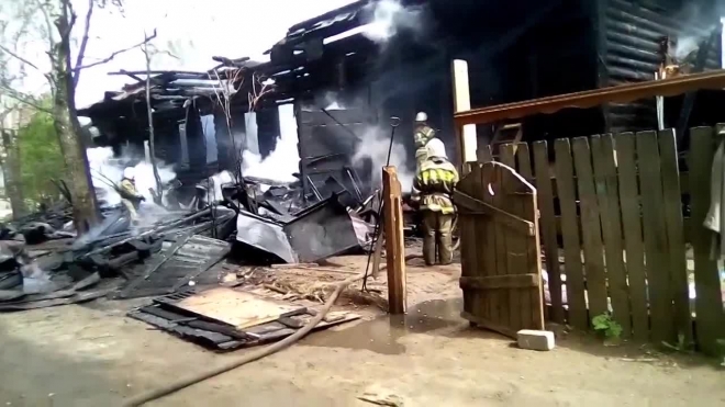 Жуткое видео из Тобольска: мужчина заживо сгорел в пожаре