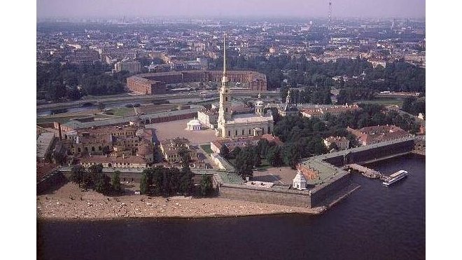 В Петропавловской крепости продолжат поиск останков жертв "красного террора"