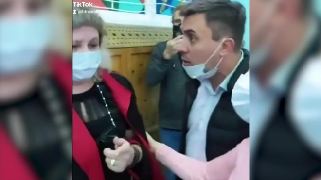 В Саратове депутат устроил скандал на избирательном участке