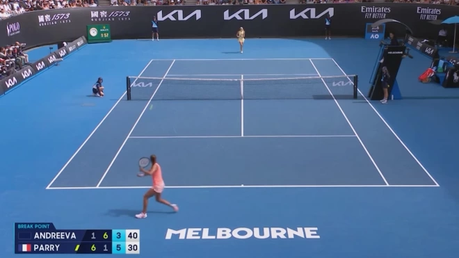 Андреева вырвала победу у Парри в третьем круге Australian Open