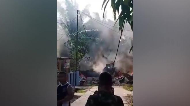 Истребитель ВВС Индонезии потерпел крушение на острове Суматра