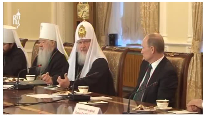 Патриарх Кирилл: Путин исправил «кривизну истории», возникшую в 90-х