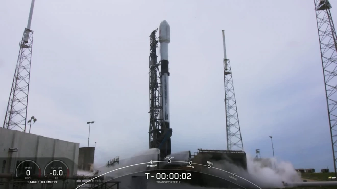 Во Флориде стартовала Falcon 9 с 88 спутниками на борту