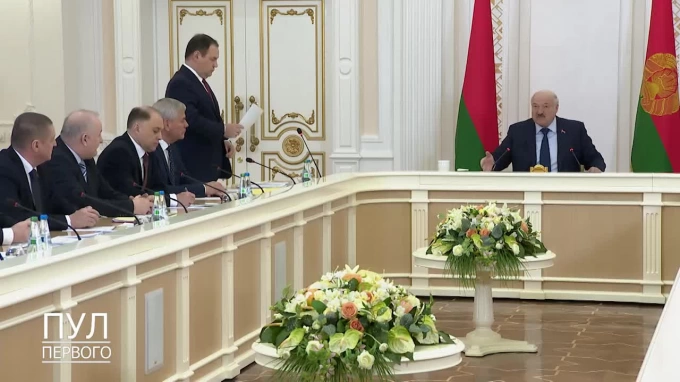 Лукашенко: Минск независим в принятии решений по гармонизации налогов с РФ