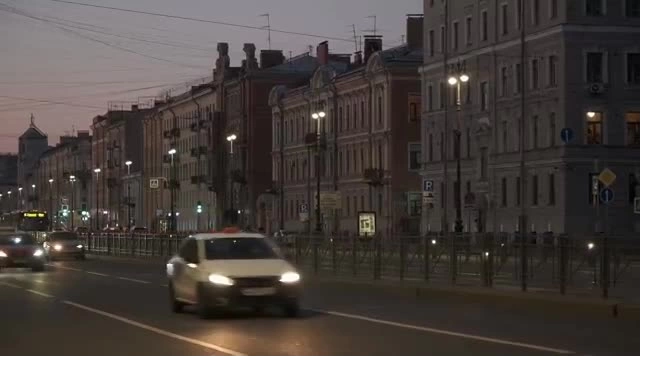 ПАО "Газпром" и Смольный обносили освещение Лиговского проспекта