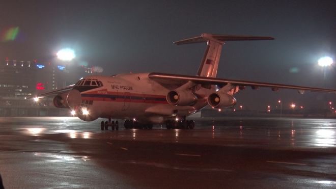 Второй спецборт МЧС доставил в Петербург личные вещи и останки жертв крушения А321