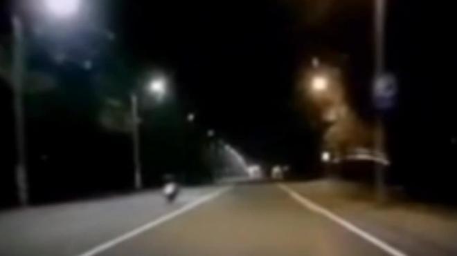 Видео момента ДТП: Под Калугой разбилась насмерть молодая пара на мотоцикле 