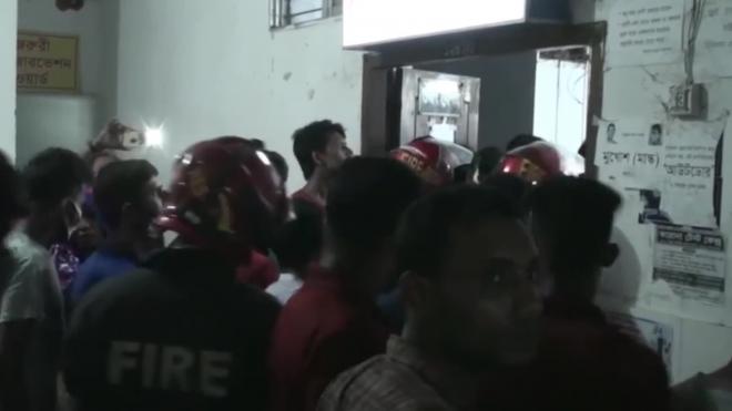 При взрыве кондиционеров в мечети в Бангладеш погибли 11 человек