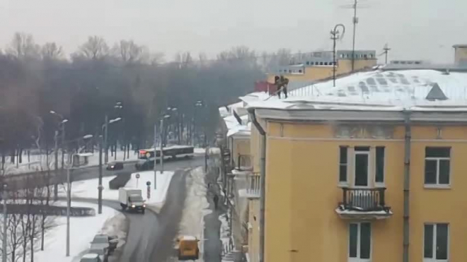 Миссия выполнима: Рублевский пообещал очистить Петербург от снега к понедельнику