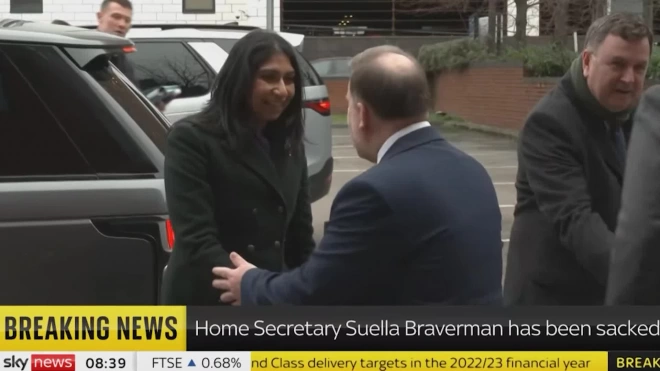 Sky: премьер Британии уволил главу МВД Суэллу Браверман