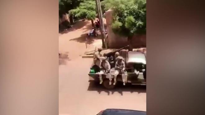 В Мали поднявшие мятеж военные арестовали ряд министров 