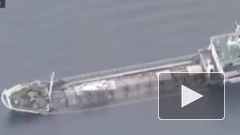 У берегов Японии тонет гружённый щёлочью танкер