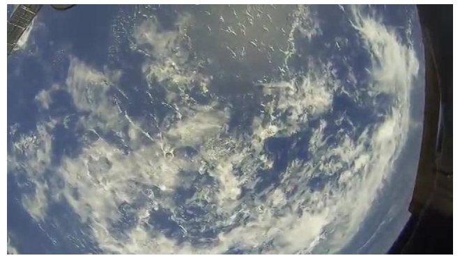 "Берегите Землю!": Перед приземлением Олег Артемьев записал проникновенное видео с МКС и показал Землю