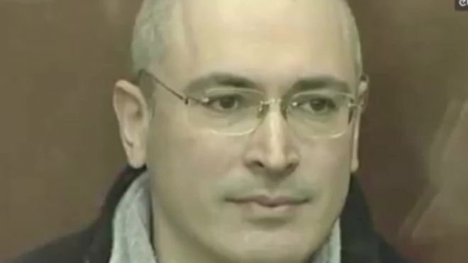 Ходорковский летит в Петербург на вертолете