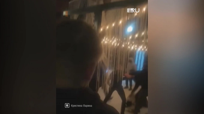 В Каменске-Уральском охранники клуба зверски избили ногами посетителей