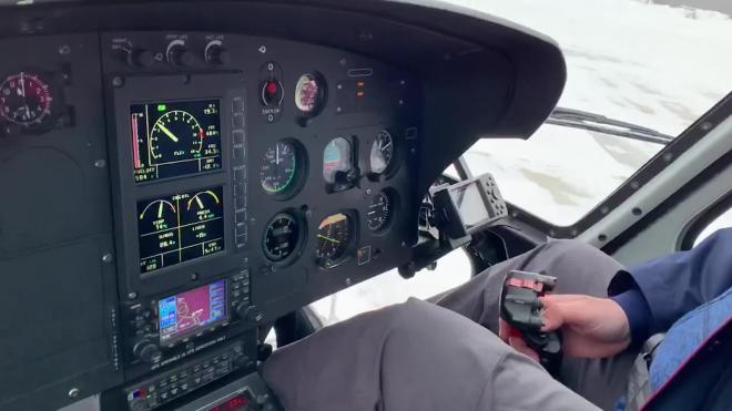 Рогозин показал навыки управления вертолетами на видео
