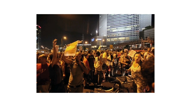 Самосожжение инвалида в Израиле привело к массовым протестам