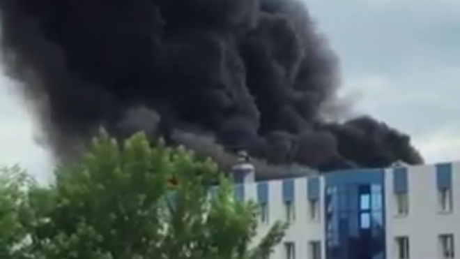 Видео из Иркутска: В городе полыхает один из цехов авиазавода
