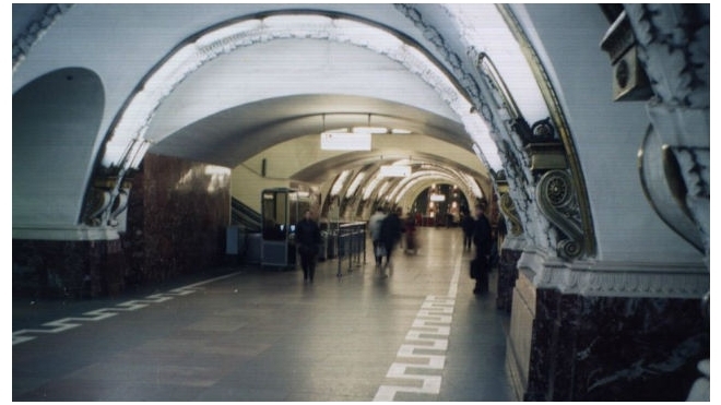 Почему закрывалась в Петербурге станция метро "Площадь Восстания"