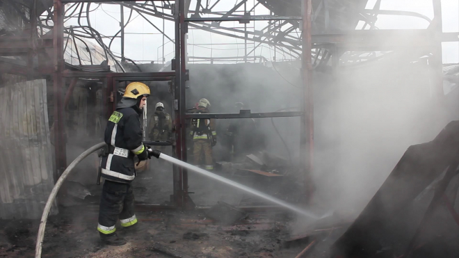 МЧС опубликовало свое видео тушения пожара в Мурино