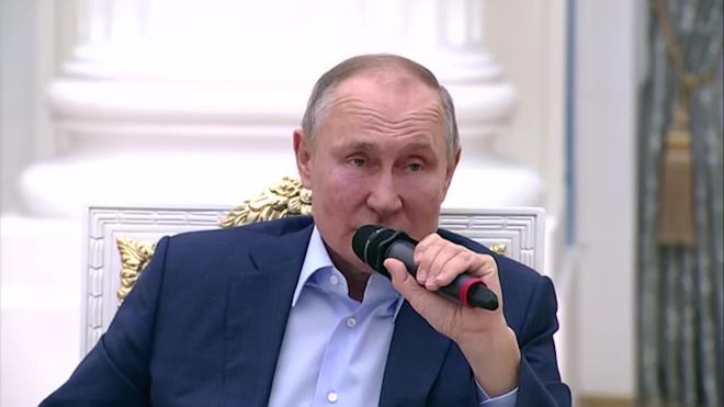Путин сообщил, что в девяти регионах РФ еще не начали вакцинацию от COVID-19
