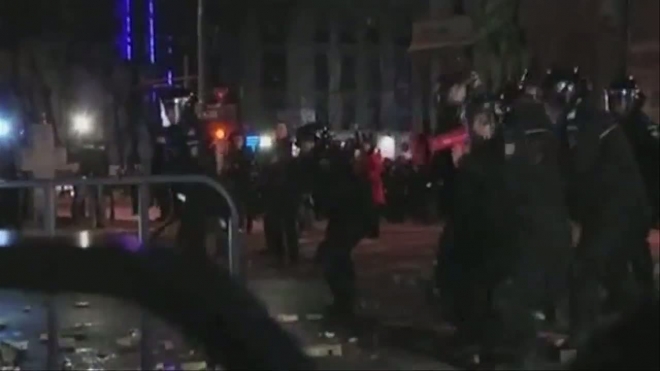 В Бухаресте в столкновениях с полицией пострадали более 50 человек