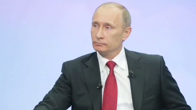 Путин принял белые ленточки оппозиции за презервативы