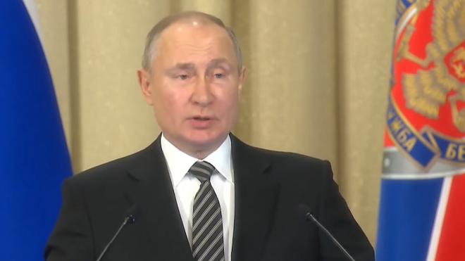Путин заявил, что Россию по-прежнему хотят ослабить и поставить под внешний контроль