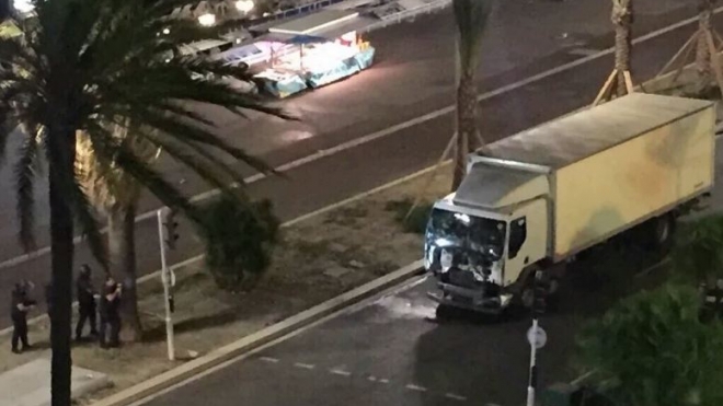 Новые подробности теракта в Ницце: число жертв выросло до 84, среди них есть россияне