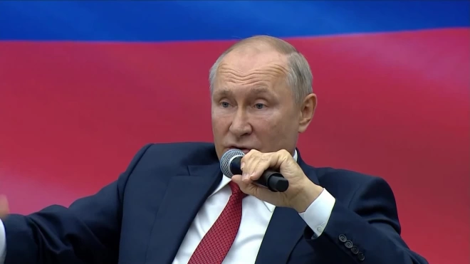 Путин: банки должны вернуть списанные за долги со счетов средства поддержки