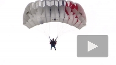 В Таиланде во время прыжка погиб российский парашютист