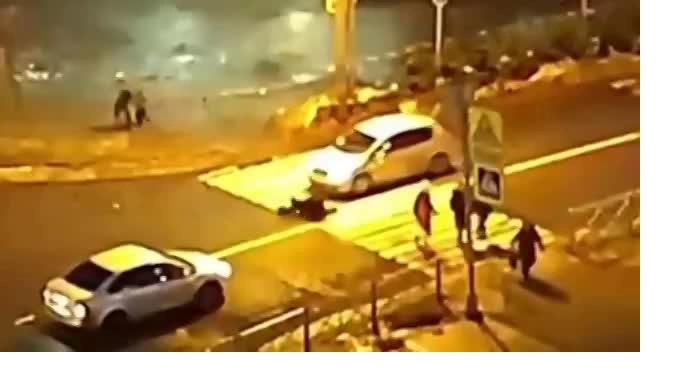 Водитель задавил женщину на пешеходном переходе в Пушкине