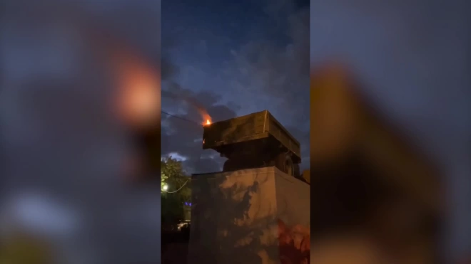 В Омске загорелся памятник воинам-автомобилистам Великой Отечественной войны