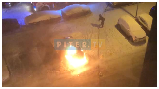 Видео: На Белышева загорелся легковой автомобиль