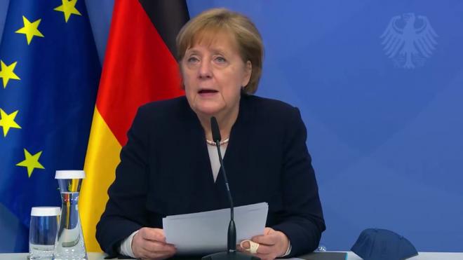 Меркель назвала продление СНВ-3 между Россией и США "важным сигналом"