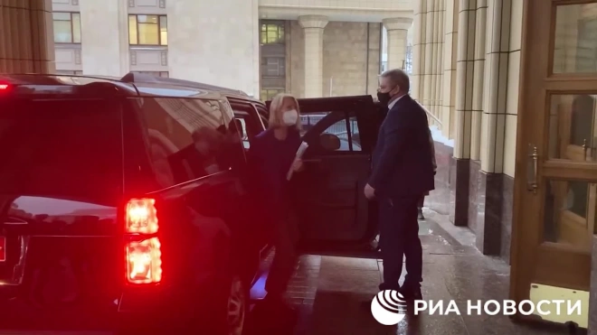 Помощник госсекретаря США прибыла в МИД России