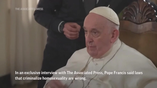 Папа Римский: гомосексуализм не является преступлением