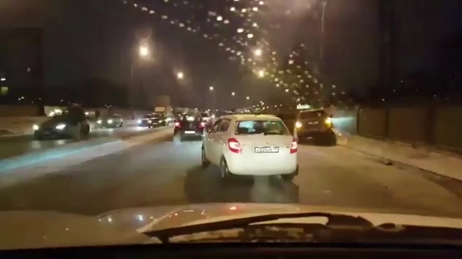 В Москве таксист вышвырнул из авто мать с двухлетним ребенком