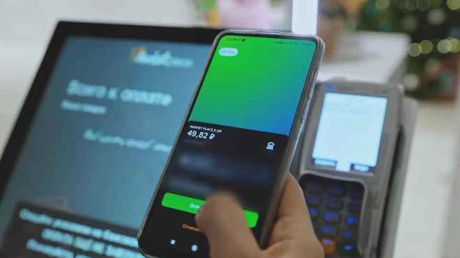 Сбер предлагает возможность оплачивать покупки телефоном