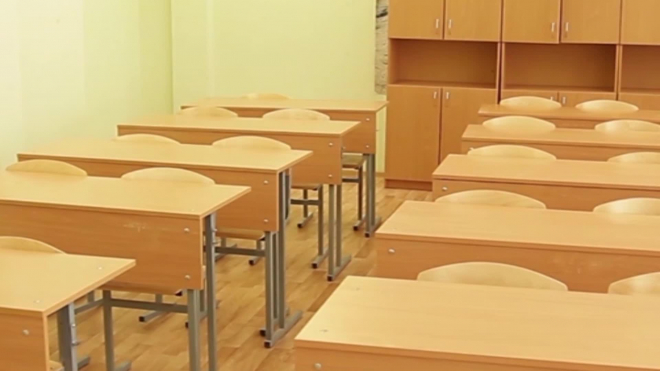 Ранее судимый школьник запустил стул в голову учителя под Иркутском