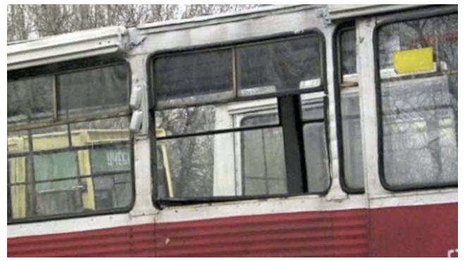 Трамвай врезался в дом в Краснодаре